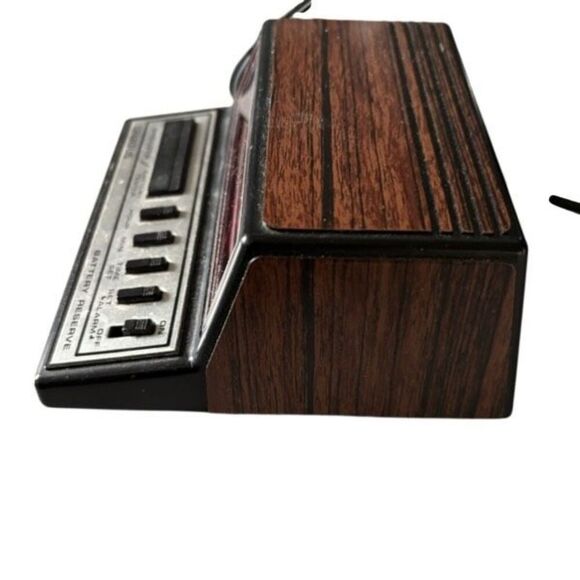 Spartus Model 1104 Vintage Digital Alarm Clock-Works - Picture 4 of 8